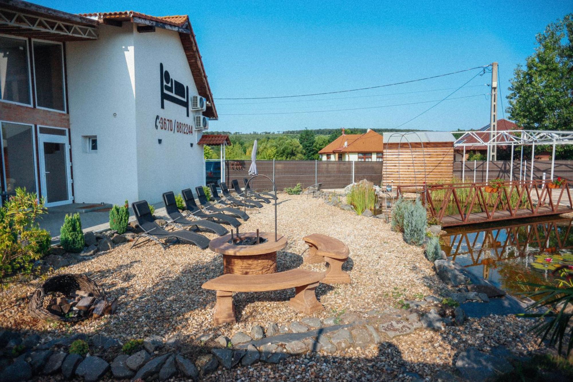 Megnyugtat-Lak Apartmanhaz Demjén エクステリア 写真