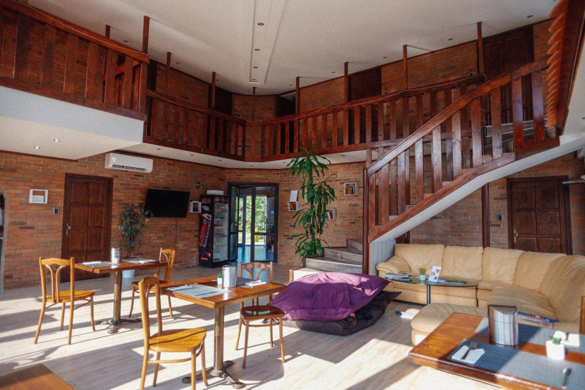 Megnyugtat-Lak Apartmanhaz Demjén エクステリア 写真