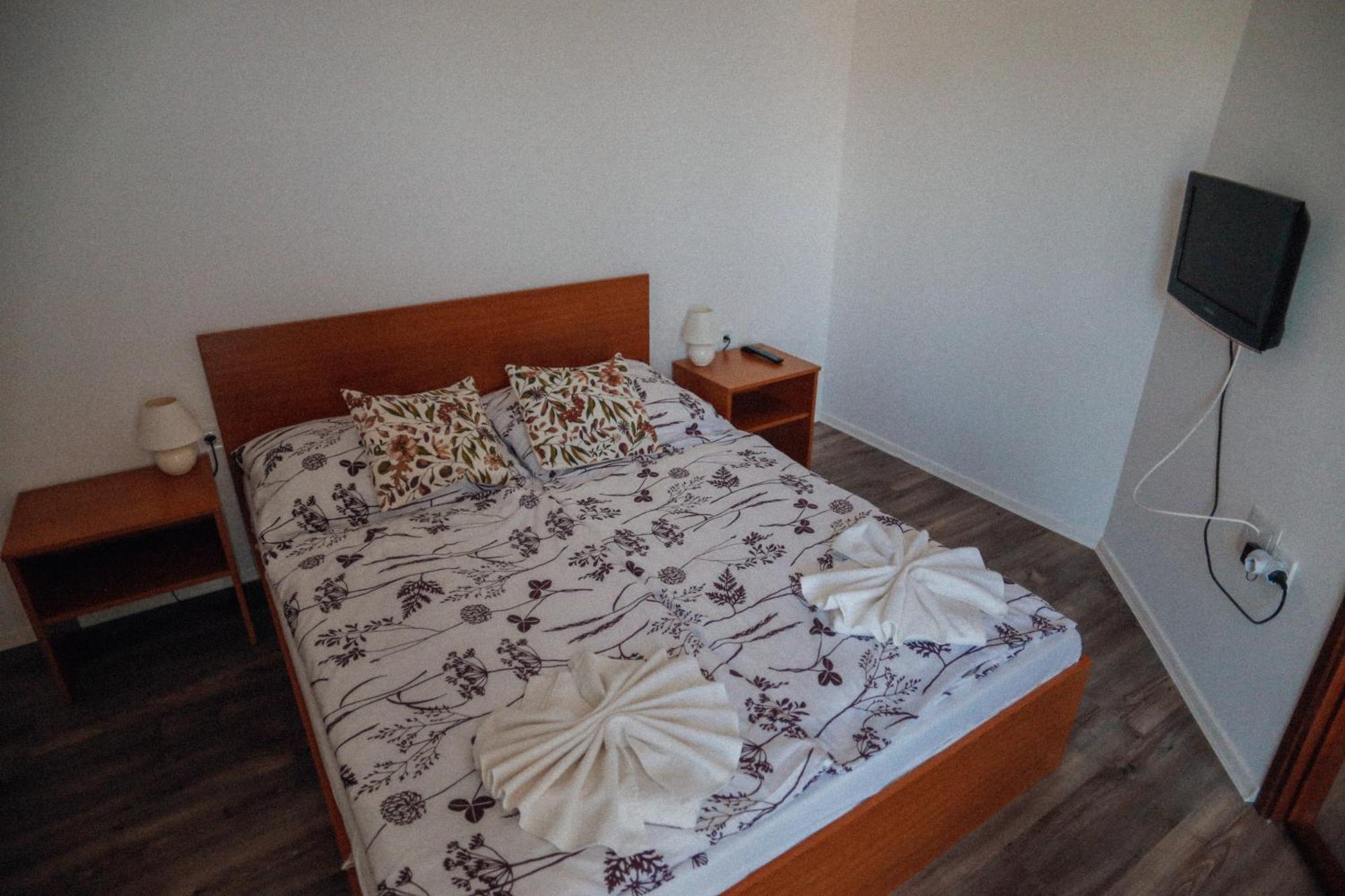 Megnyugtat-Lak Apartmanhaz Demjén エクステリア 写真