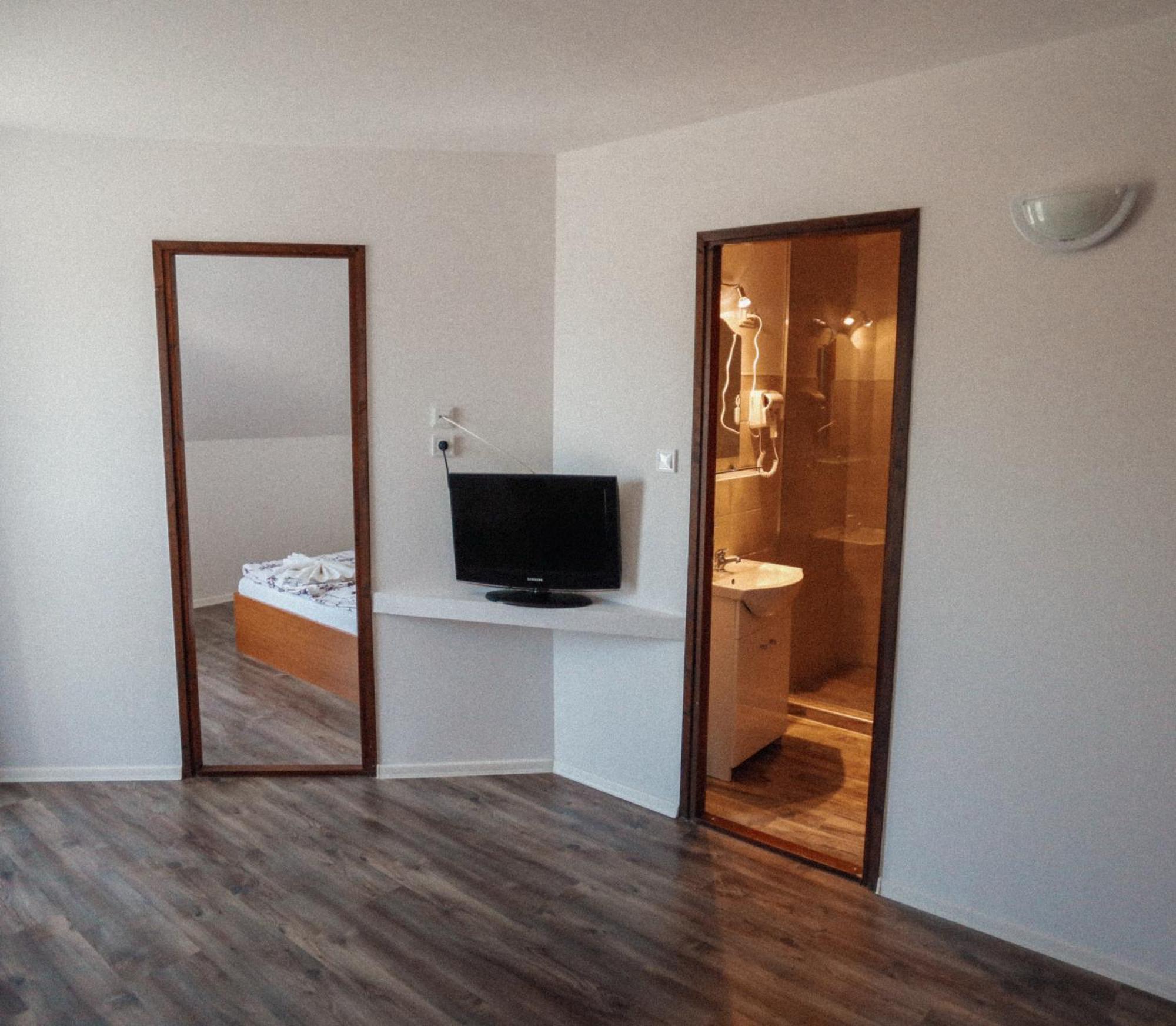 Megnyugtat-Lak Apartmanhaz Demjén エクステリア 写真